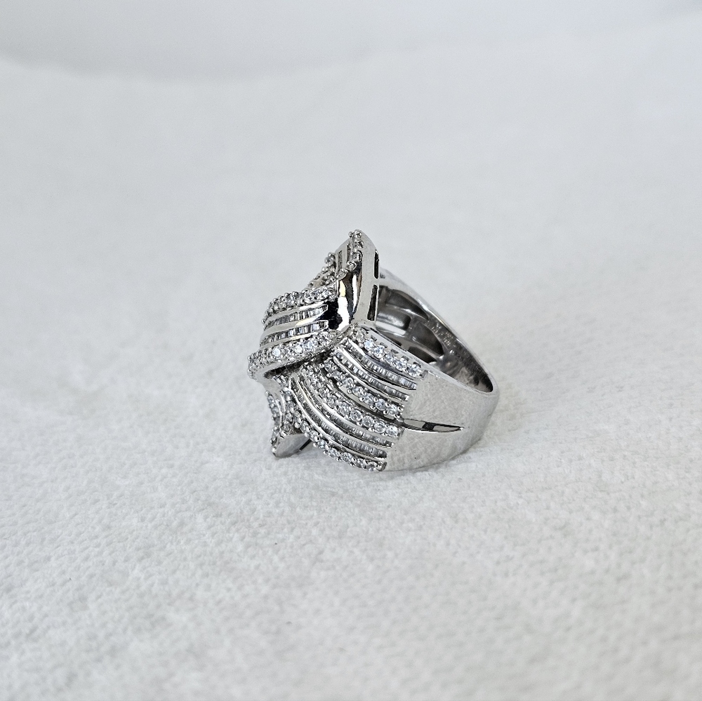 Genuine 2+ Carat Diamond Bow Knot Ring In Sterling Silver Size 7! - Picture 4 of 14